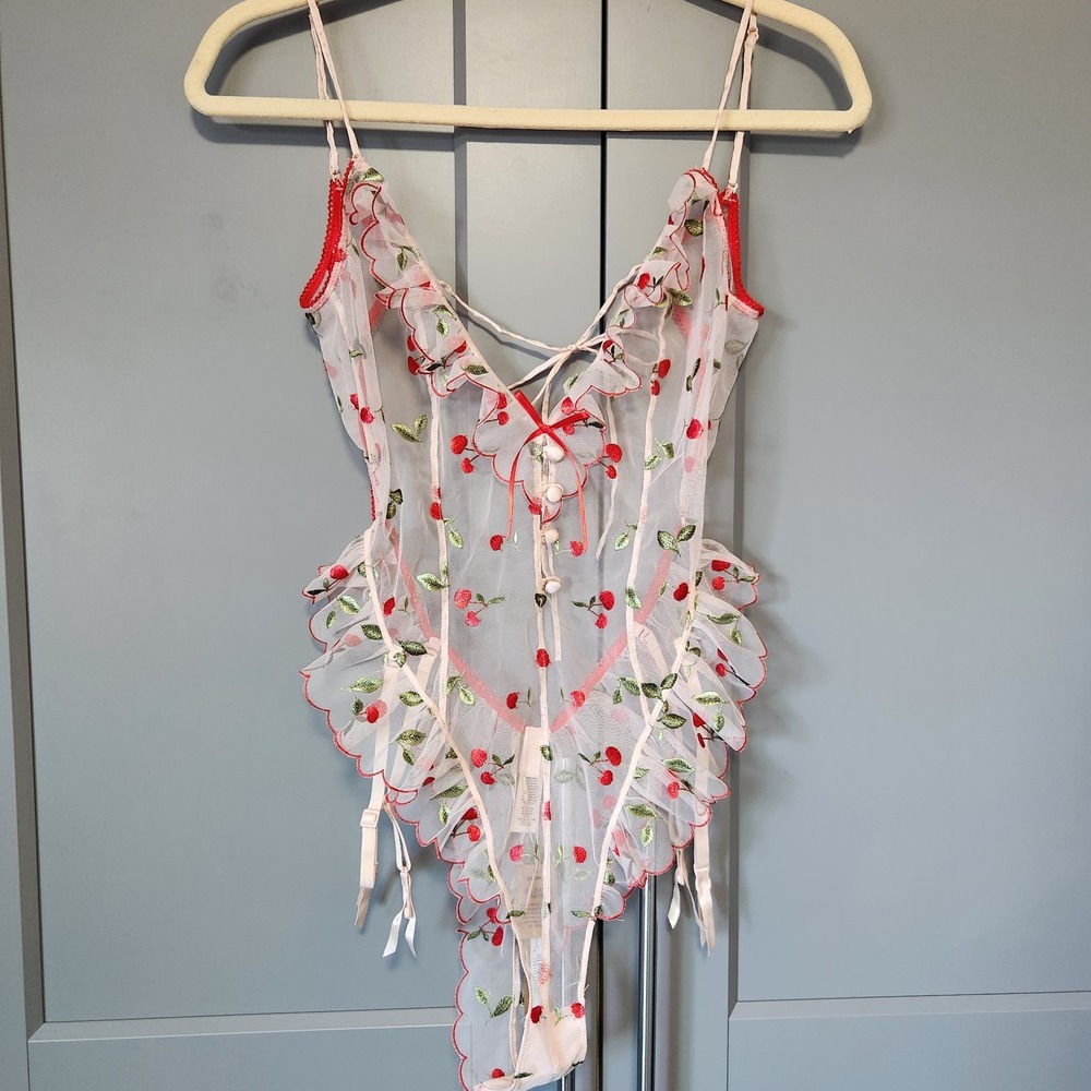 New SKIMS Embroidered Tulle Garter Teddy Primrose Cherry XXS Lingerie 2XS
